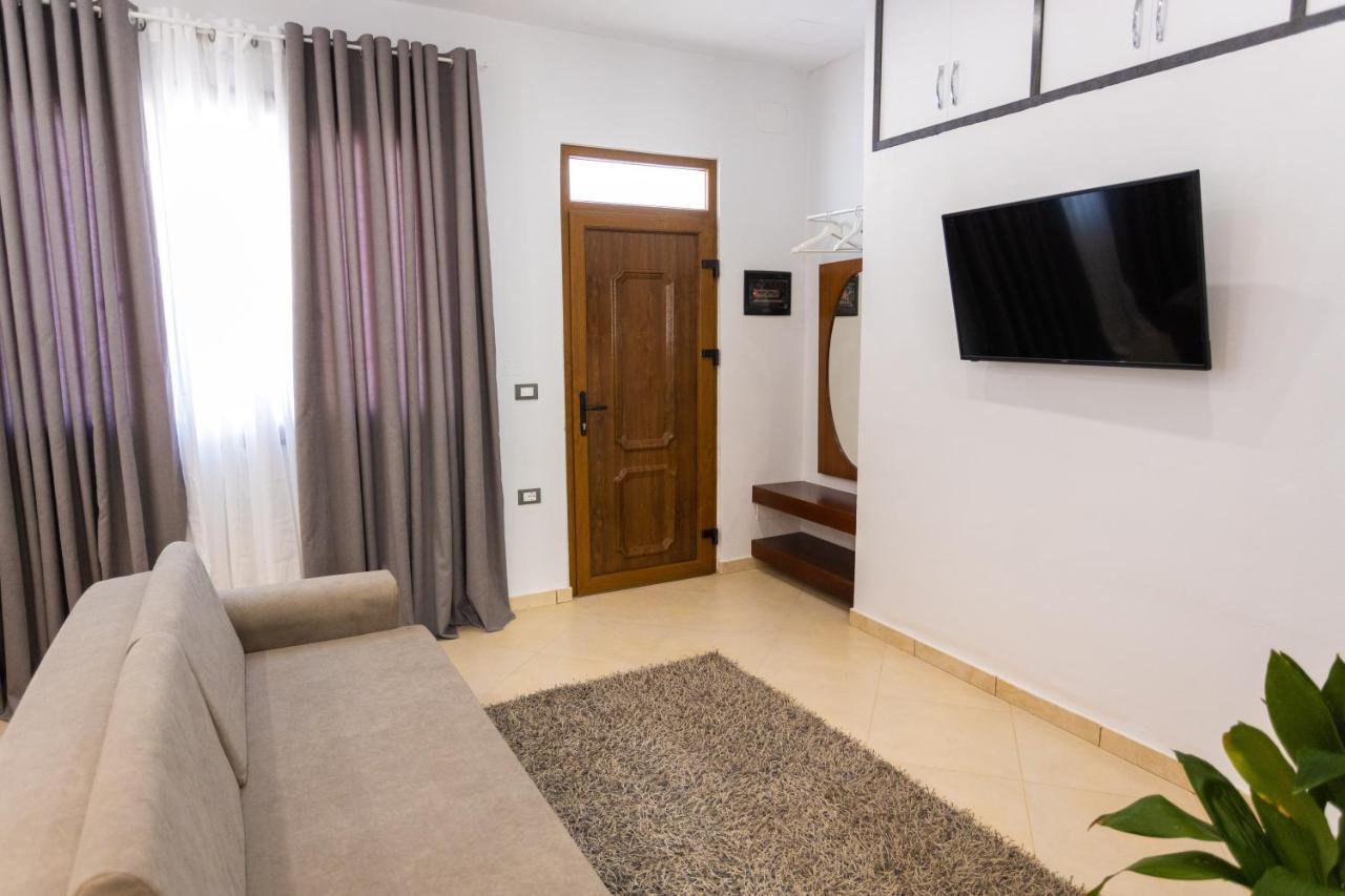 Toni'S Studios Влёра Экстерьер фото